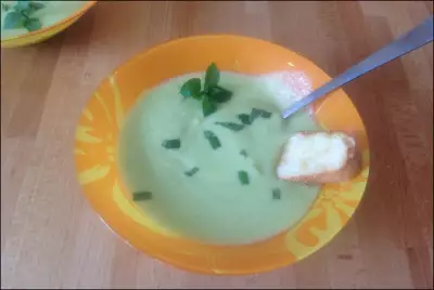 Крем-суп из цукини с кокосовым молоком