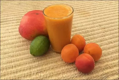 Абрикосово-манговый смузи