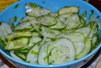 Летний зеленый салат