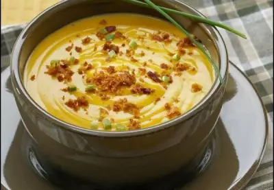 Крем-суп из шампиньонов со сливками