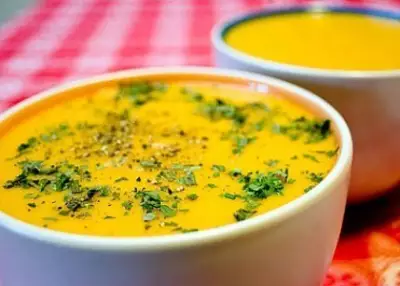 Овощной суп-пюре с курицей и цветной капустой
