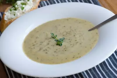Крем суп из цветной капусты с сыром стилтон