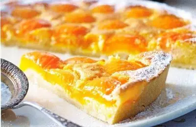 Творожный пирог с абрикосами