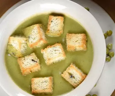 Суп-крем из зеленого горошка