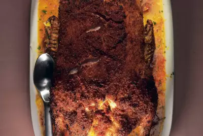 Утка в панировке из паприки с имбирно цитрусовым соусом