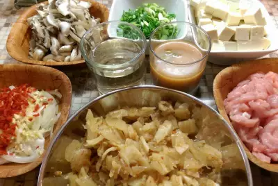 Суп кимчи тиге (Kimchi Tige)