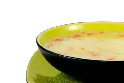 Суп картофельный с кукурузой по‑румынски