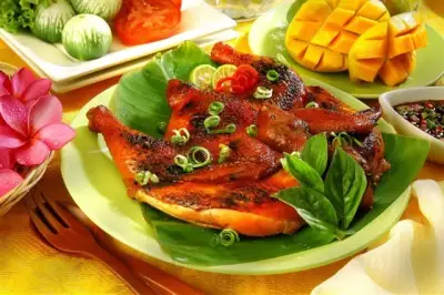 Азиатский салат с курицей