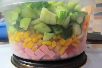 Овощной салат с карбонадом