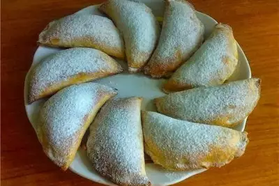 Пирожки с творожно-банановой начинкой