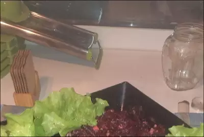 Салат из свеклы с фейхоа