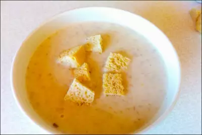 Грибной суп-пюре на курином бульоне
