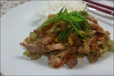 Курица с овощами по‑китайски