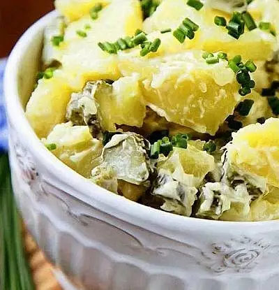 Немецкий картофельный салат с беконом