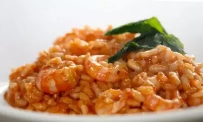 Рис с креветками в соусе терияки
