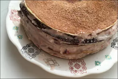 Овсяный блинный торт с творожное-малиновым кремом