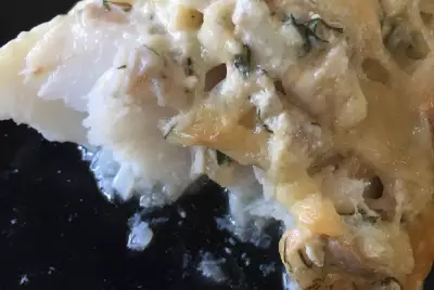 Филе трески запеченное под сырно грибной шубкой