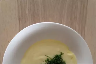Сырно-картофельный суп с лисичками