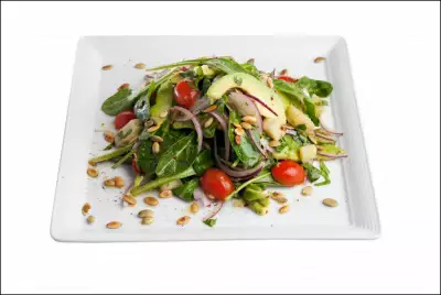 Креольский салат с бататом