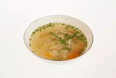 Куриный суп-лапша на ароматном бульоне
