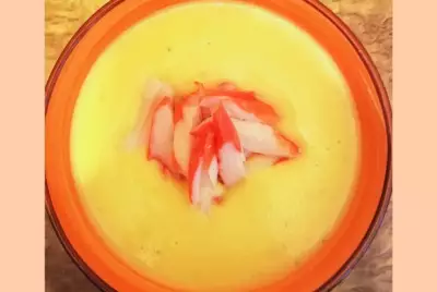 Тыквенный крем-суп с мясом краба