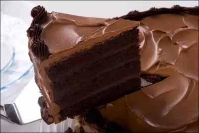 Торт «Пища дьявола» с шоколадным ганашем