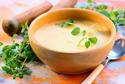 Картофельный суп с гренками