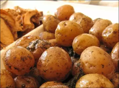 Картофель с шафраном