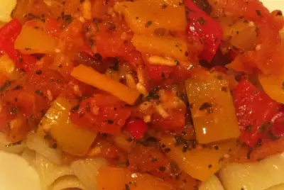 Паста с томатами и перцами bombolotti con peperoni e pomodori