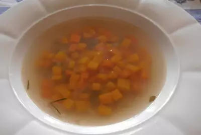 Суп из бобовой смеси и тыквы