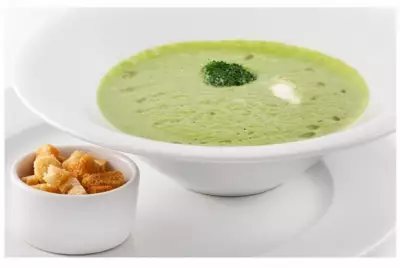 Куриный крем-суп со шпинатом и сливками