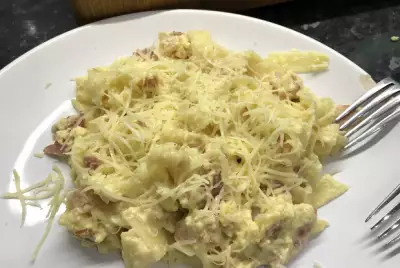 Спагетти под соусом карбонара