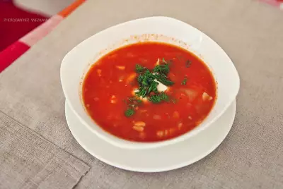 Томатный суп с макаронами