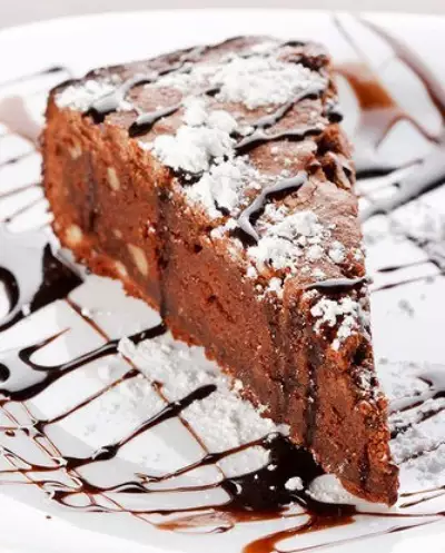 Шоколадный торт с кардамоном