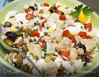 Салат из тунца с оливками