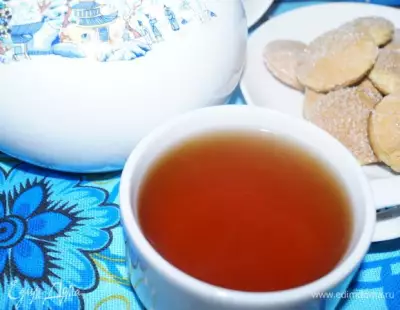 Витаминный чай с клюквой и шиповником