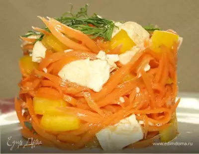 Салат из острой моркови с куриной грудкой и сладким перцем