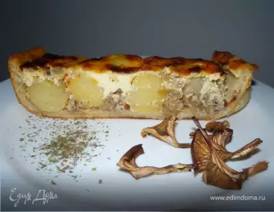 Картофельный пирог с луком и грибами