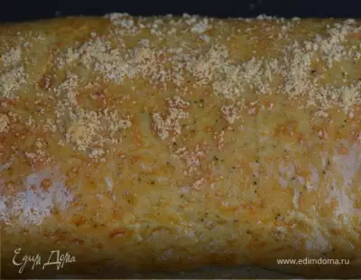 Фокачча фаршированная сладким перцем, розмарином и сыром