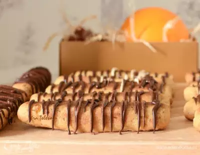 Творожно-медовое печенье с фундуком, апельсином и шоколадом