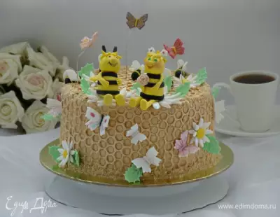 Торт «Пчелиная семейка»