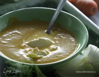 Морковный суп-пюре с кориандром