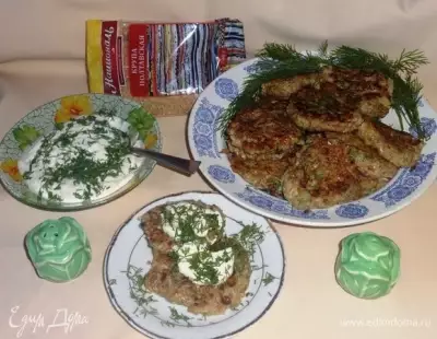 Оладьи из кабачков с кашей и орехами