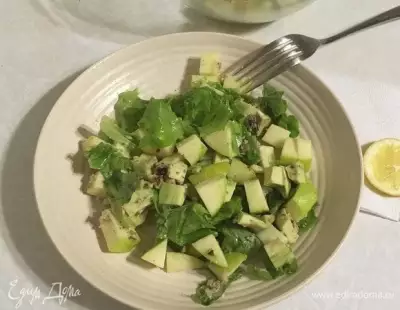 Яблочный салат с авокадо