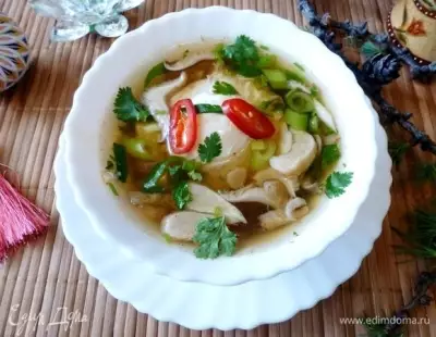 Тамаго тодзи прозрачный суп с грибами