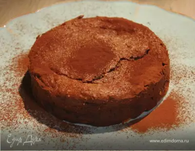 Сливочно-шоколадный пирог с миндалем