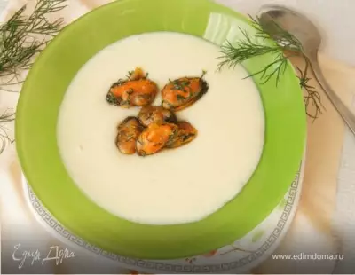 Чесночный крем суп с мидиями