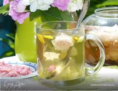 Летний цветочный чай для подруг
