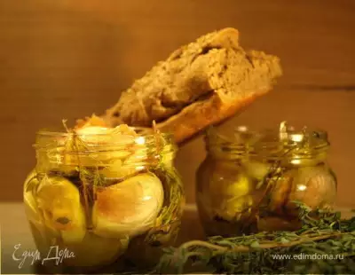 Чеснок в оливковом масле с тимьяном