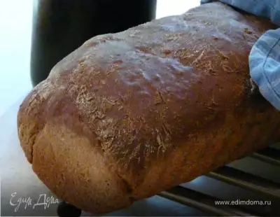 Серый хлеб с медом сдобный